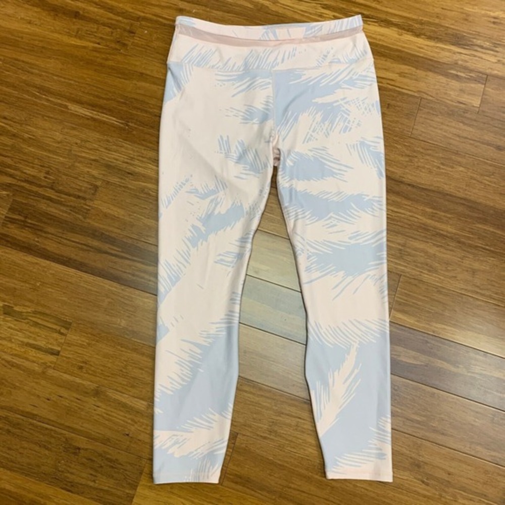 Fabletics High-Waisted Palm Print Leggings Women Size XL Pink Athletic Yoga Pant